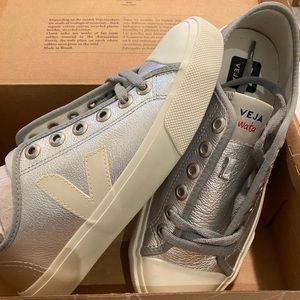 Veja Wata sneaker in Silver